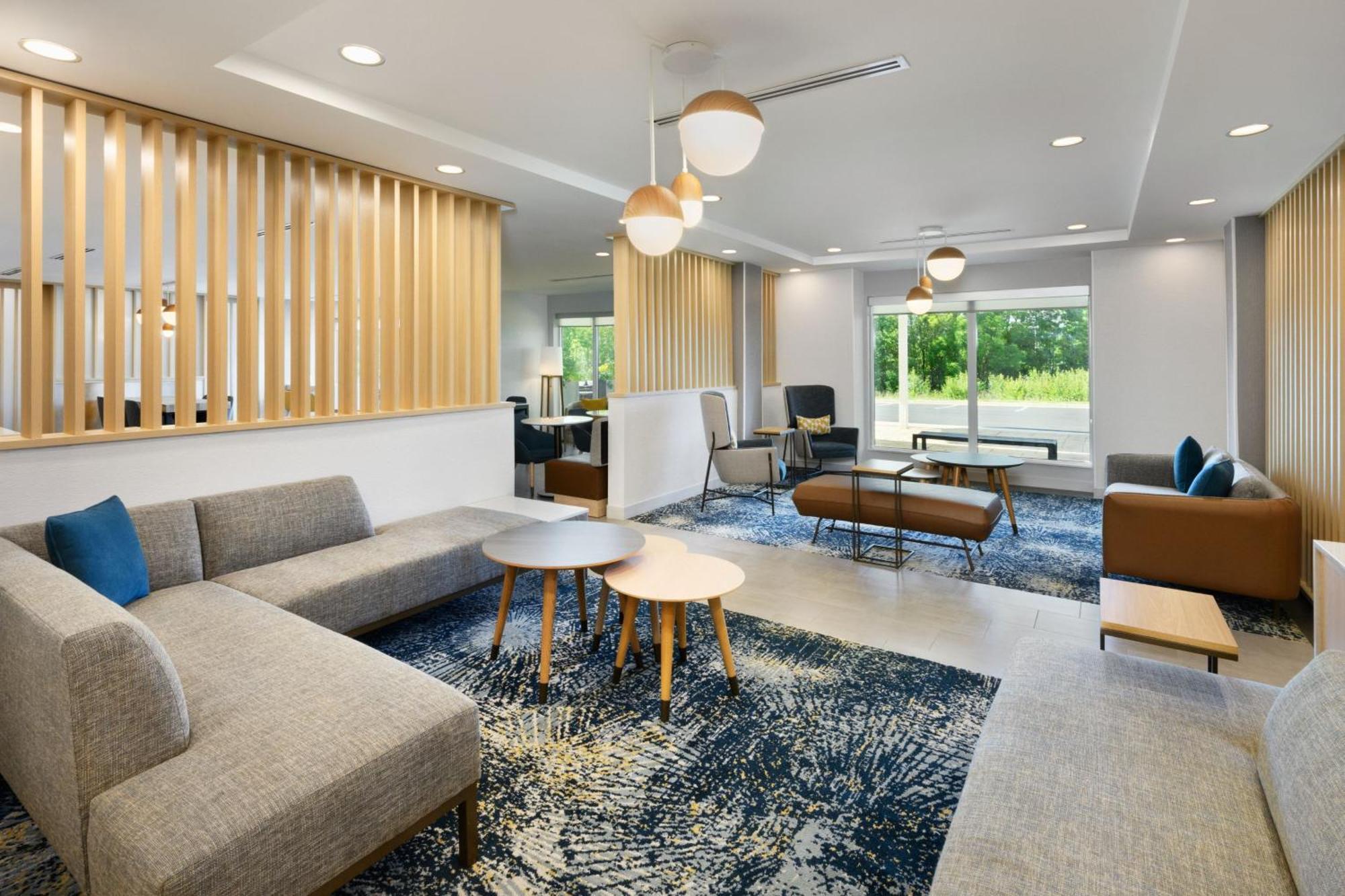 Towneplace Suites By Marriott Oxford Al Bagian luar foto